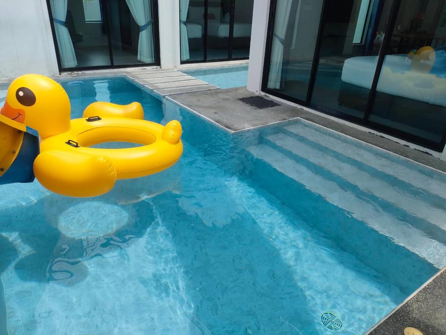 Modern Pool